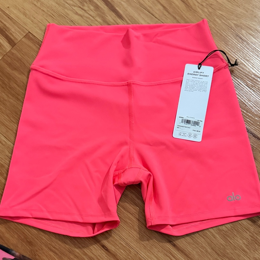 ALO airlift energy short Size L